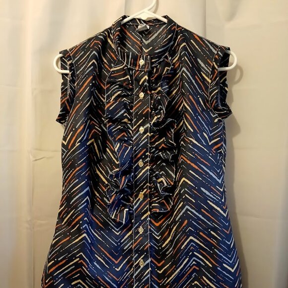Nwt Chevron Print Ruffle front Sleeveless Tank Top Blouse S Navy Blue Multi Mock - Picture 2 of 10